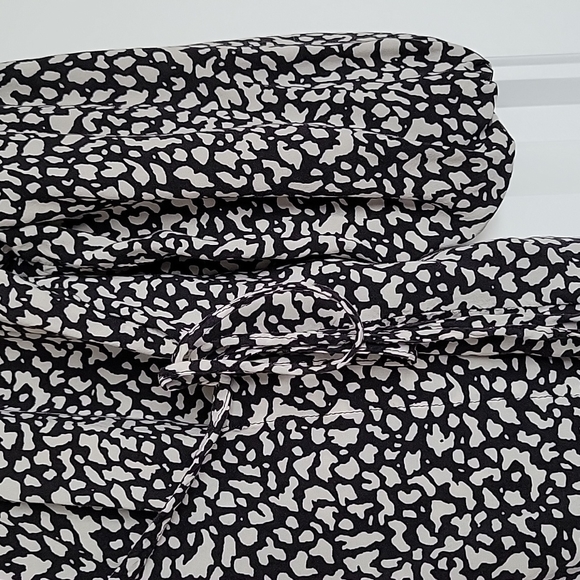 GAP Maternity Wrap Shirt - Picture 3 of 6